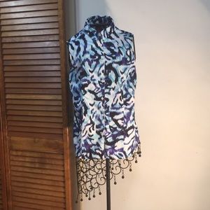 Ladies Sleeveless Blouse